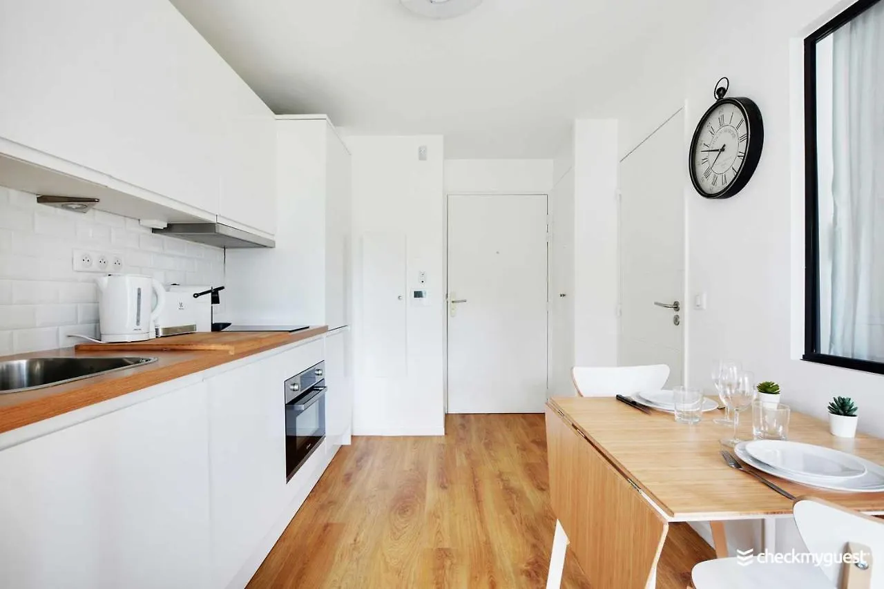 Cosy Apartment 4 - Sacree Coeur Montmartre Paris